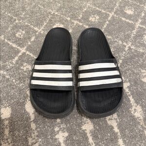 Men’s Adidas slides